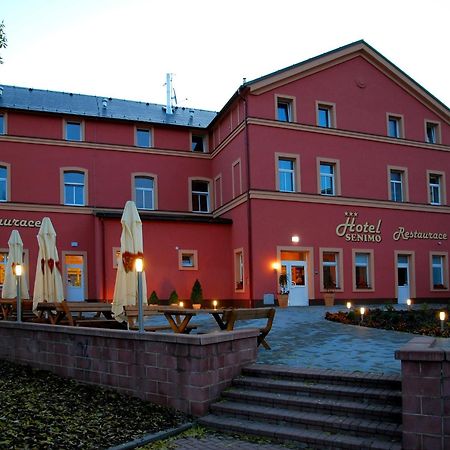 Hotel Senimo Ołomuniec Zewnętrze zdjęcie