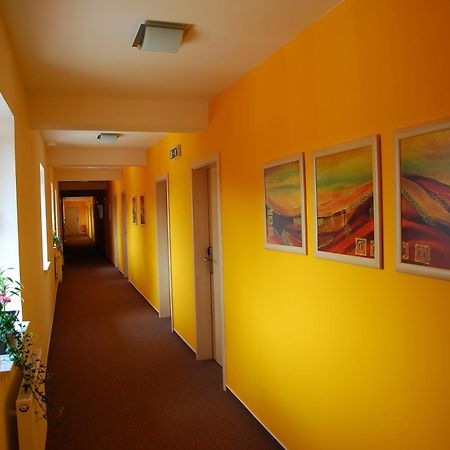 Hotel Senimo Ołomuniec Zewnętrze zdjęcie