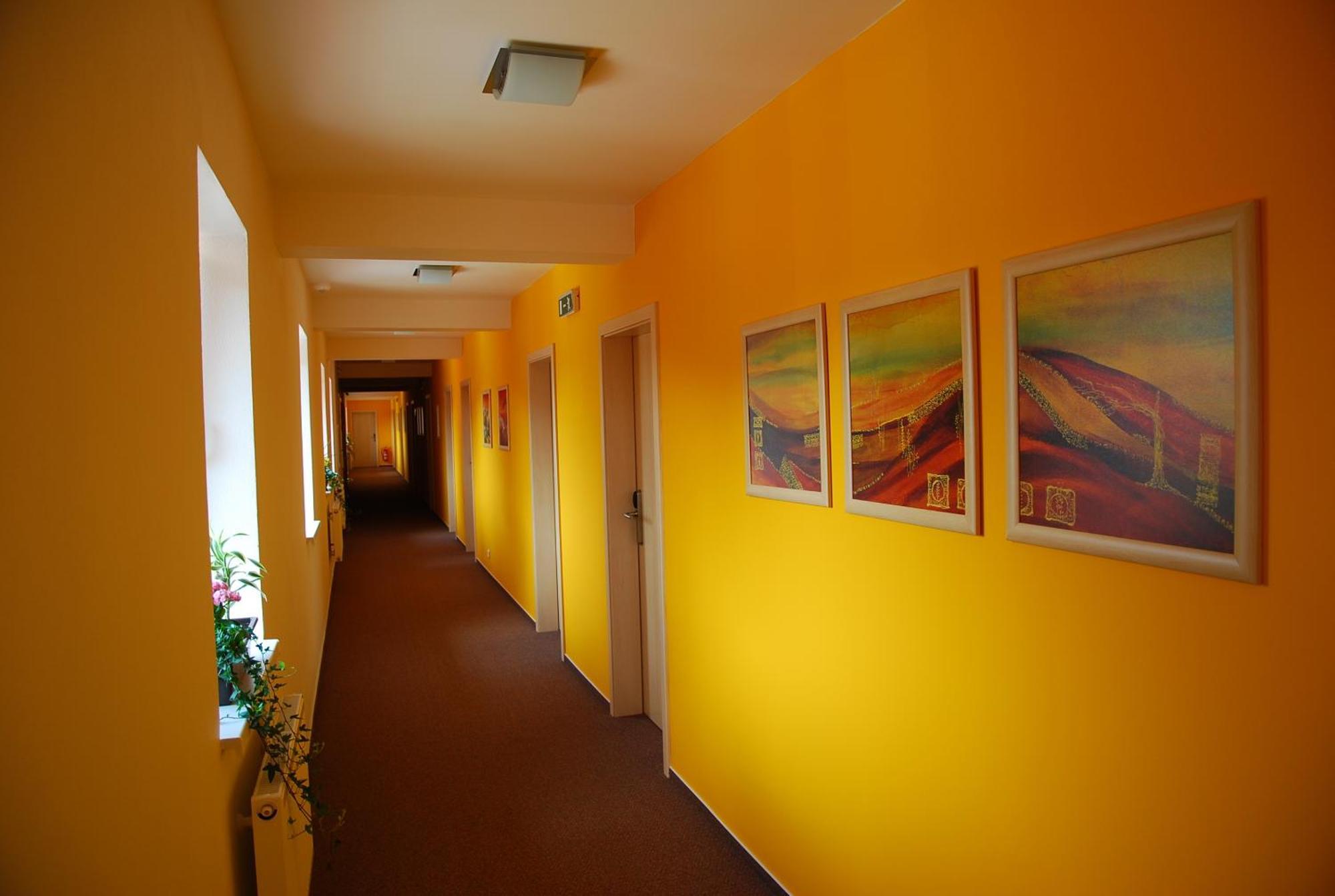 Hotel Senimo Ołomuniec Zewnętrze zdjęcie